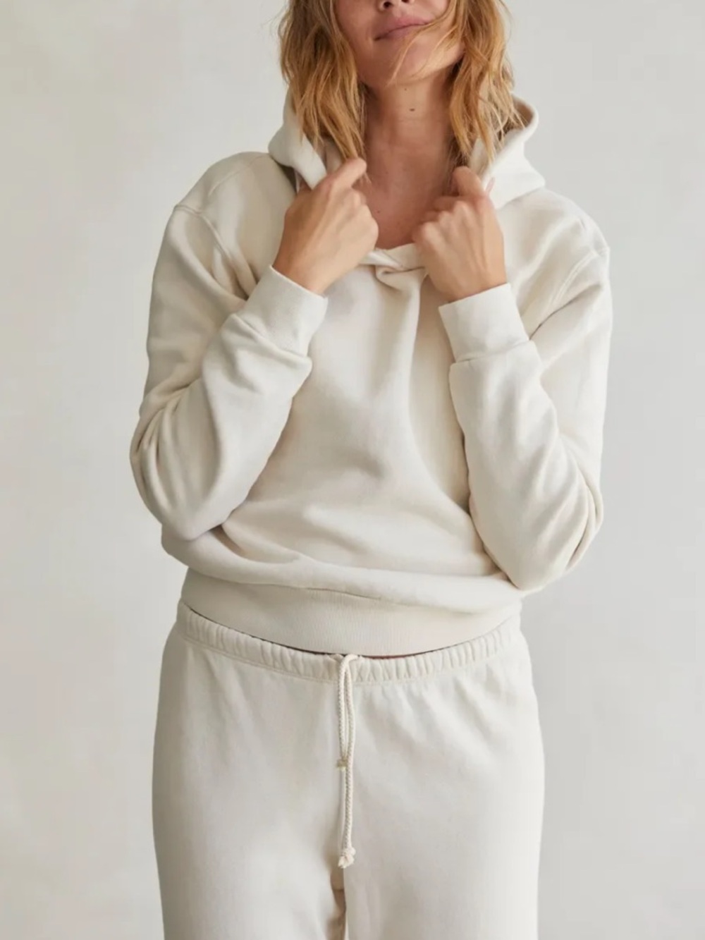 PERFECT WHITE TEE heart fleece pullover hoodie - sugar